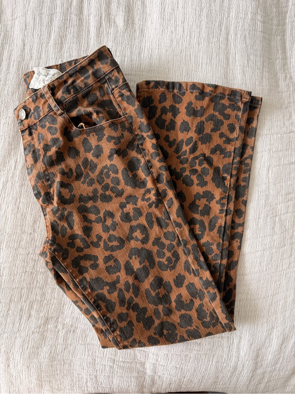 Leopard Print Brown Capri Pants